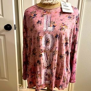 Magnolia Pearl “Love” tee